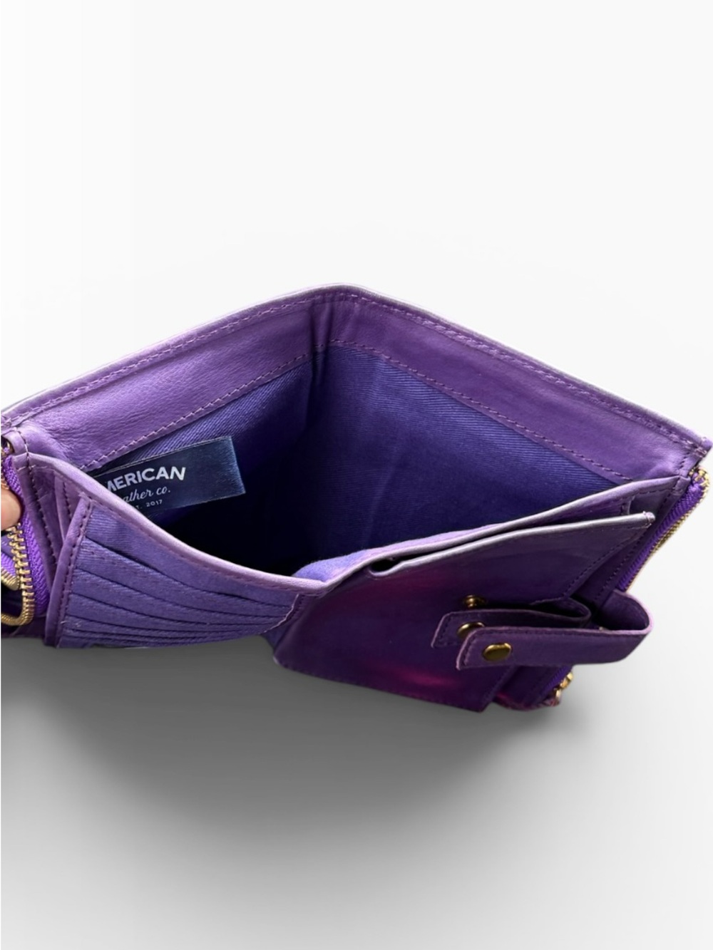 American Leather Co. Taylor Leather Wallet Organizer Vibrant Purple - Picture 2 of 10